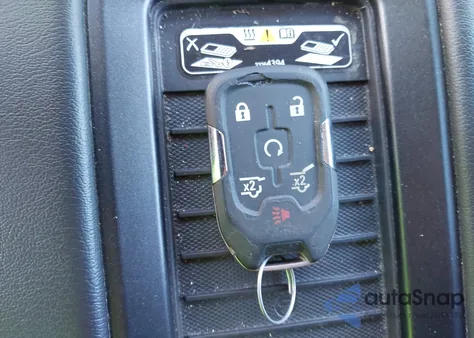 2016 Chevrolet Tahoe Ltz z USA, uszkodzony, nr VIN 1GNSCCKC1GR312043